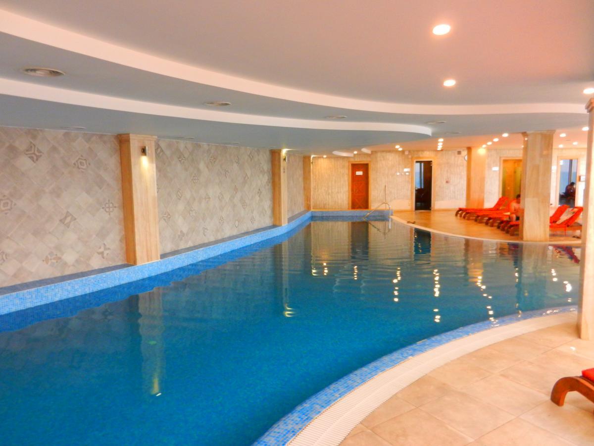Mimino Apartment Deluxe First Line Batumi Exterior photo