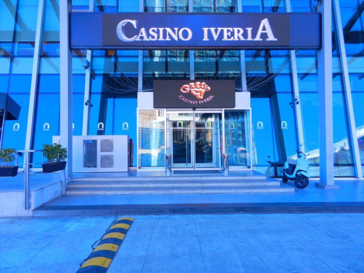 Mimino Apartment Deluxe First Line Batumi Exterior photo